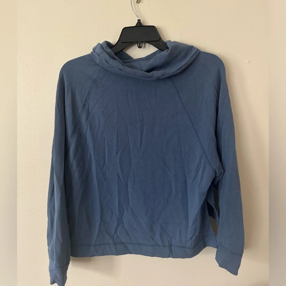 Women's Small Old Navy Blue Sweatshirt- Comfy Loungewear